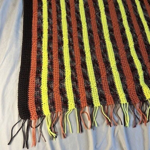 70s Vintage Diamond Crochet Knitted Afghan Blanket Brown Orange Yellow Retro￼ - Picture 9 of 12